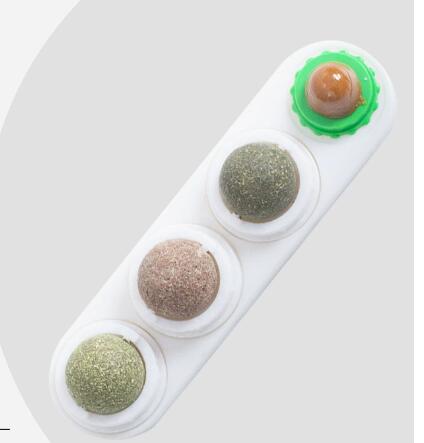 4 Pack Catnip Silvervine Balls for Cats (One Set)