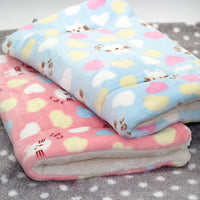 Universal Pet Bed Mat for Cats and Dogs - Thick Blanket