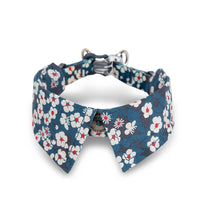 Fashionable Dog Collar with Bow Tie Accessory