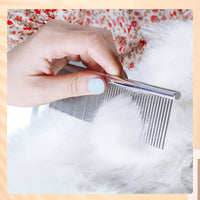 Pet Grooming Set: Nail Clippers, De-shedding Brush